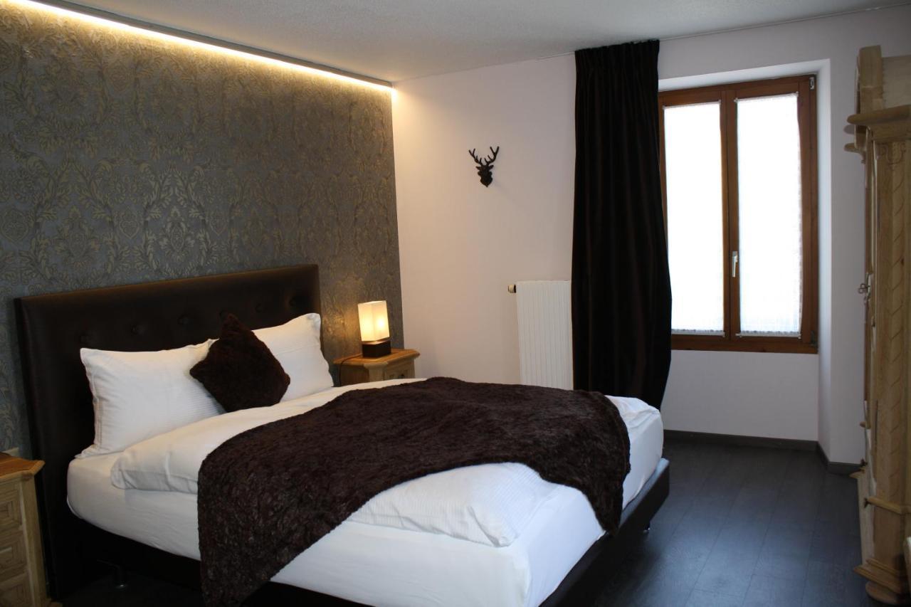 Hotel De La Gare مونثيه المظهر الخارجي الصورة